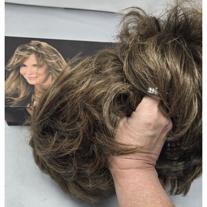 Lot Of 3 Wigs Jaclyn Smith CALLA Layered A4535 Color B8/27 Avg Carmalized Brown